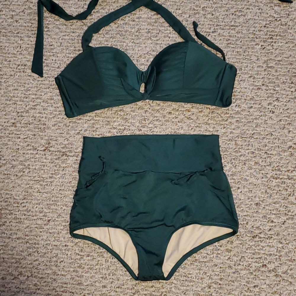 High waisted bikini